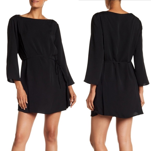 Halston Heritage Dresses & Skirts - Halston Heritage || Accent Tie Tunic Dress